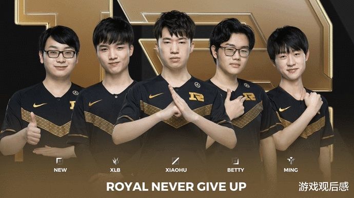 在谈论C罗 在谈论C罗