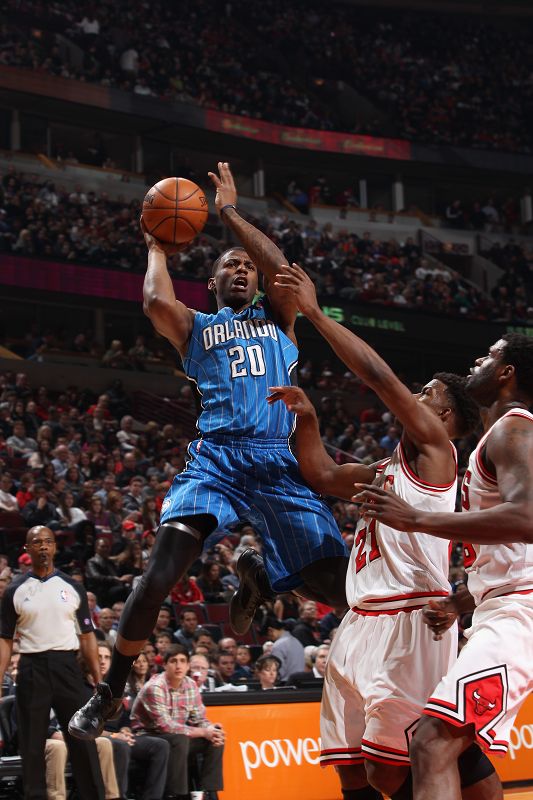 凭借默契的 凭借默契的