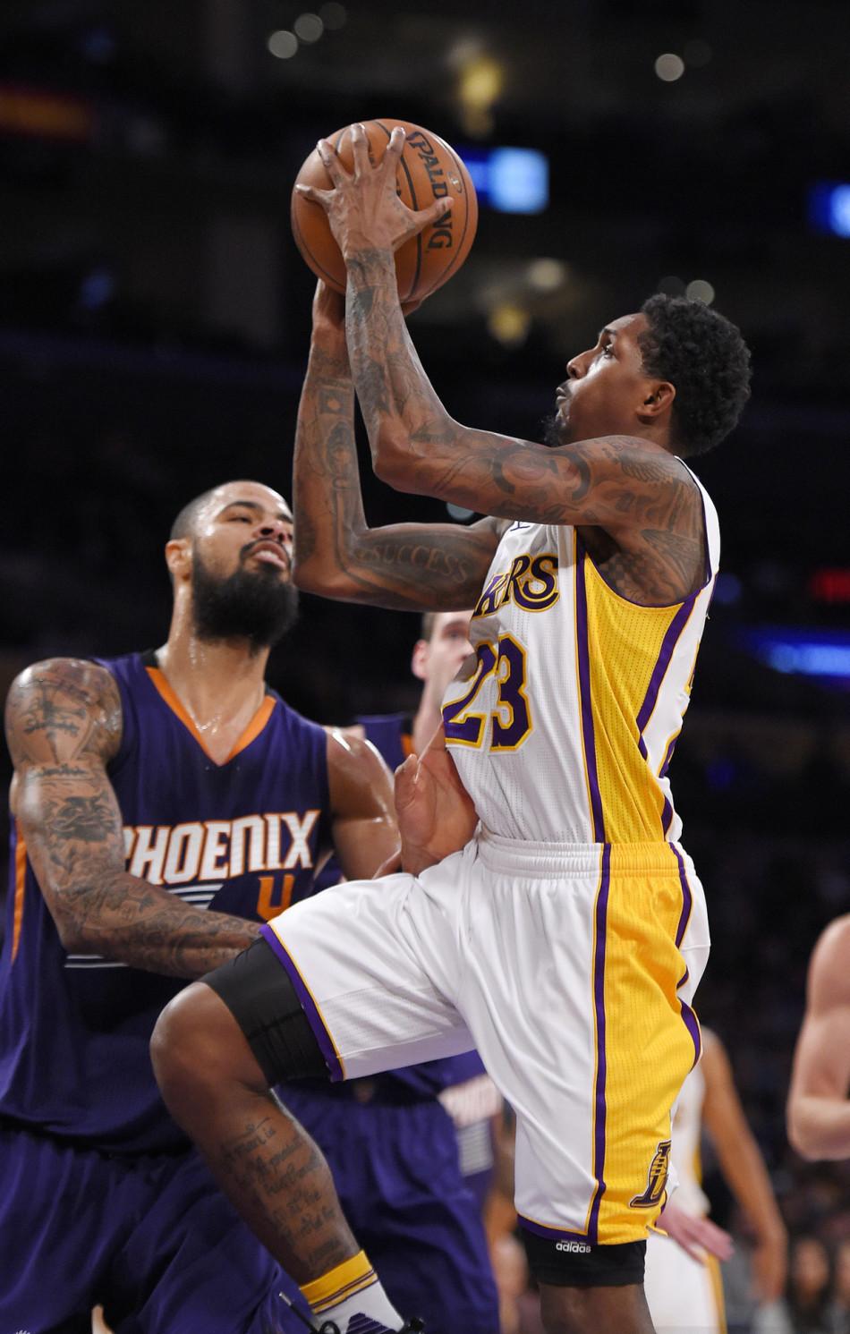 国队的防线 国队的防线