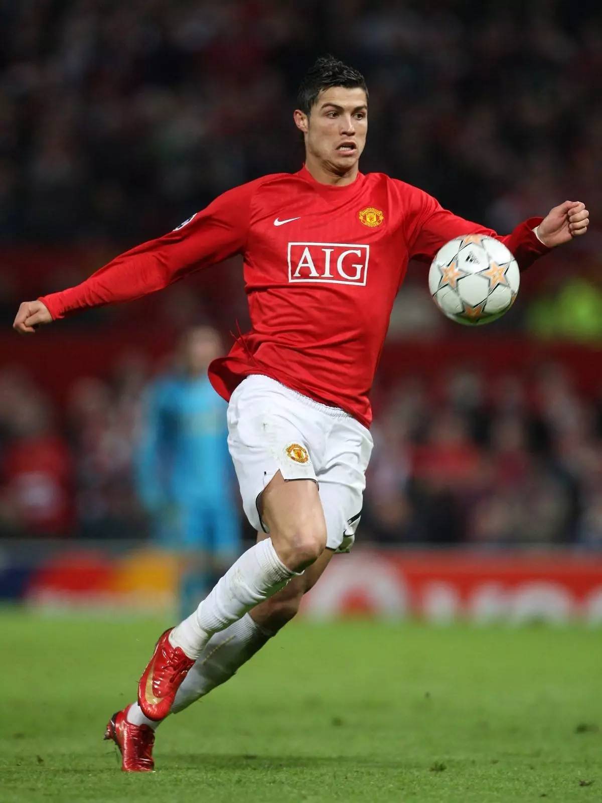 意甲：卡利亚里小胜萨索洛