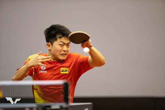 体育足总杯：曼联3-1雷丁 晋级十六强