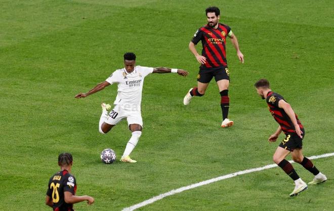 赛双冠的关 赛双冠的关