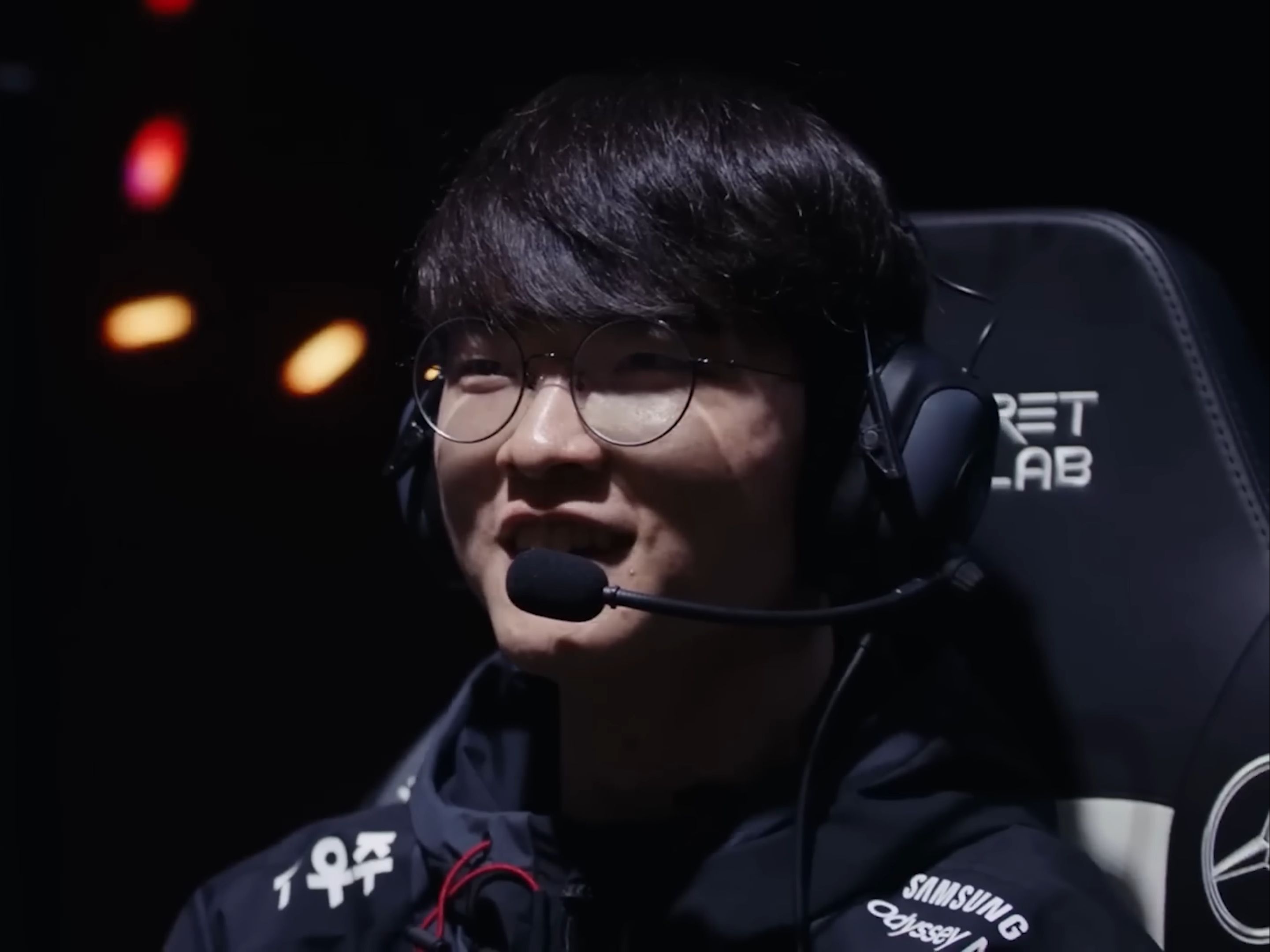 向公众视野 向公众视野