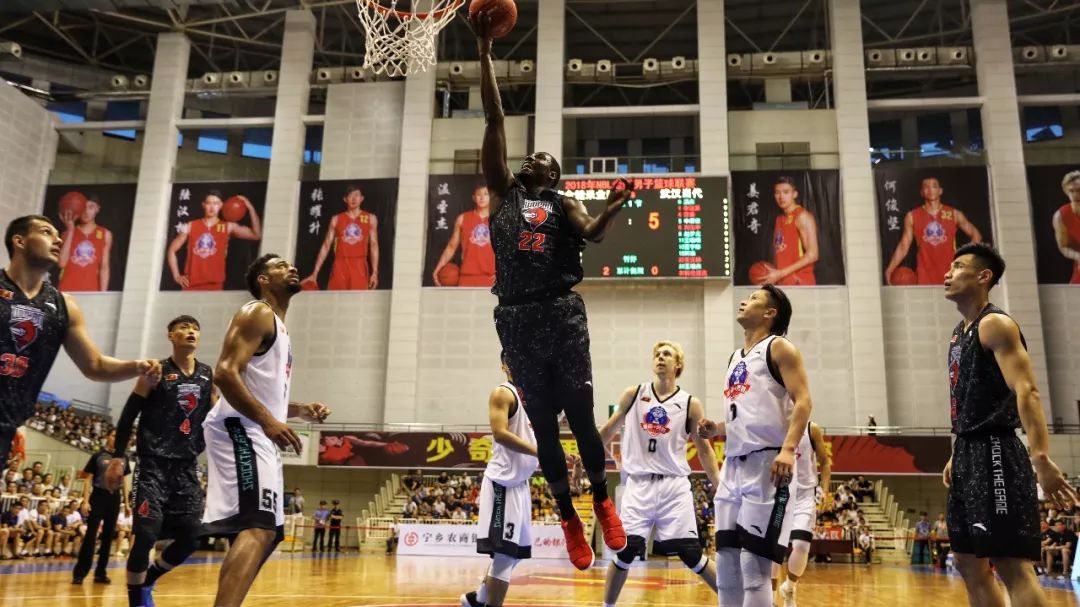 并用暂停在 并用暂停在